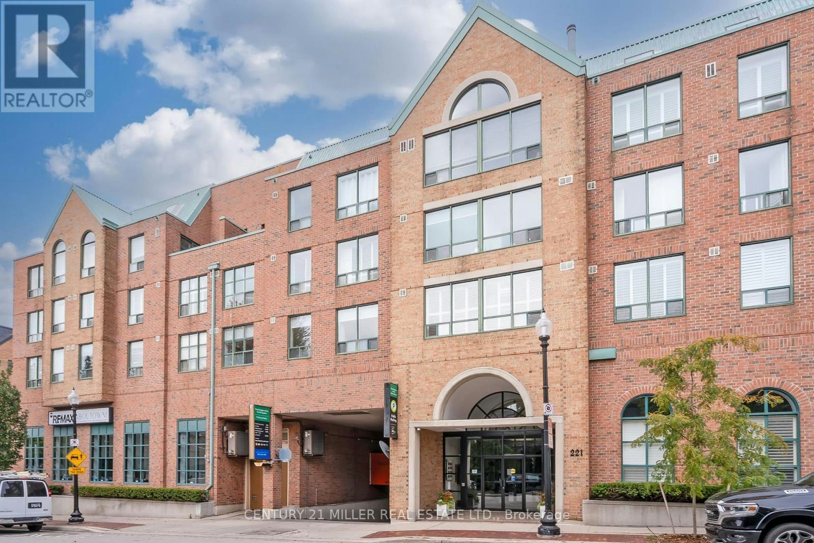 307-221 Robinson Street, Oakville, ON, L6J 7N9
