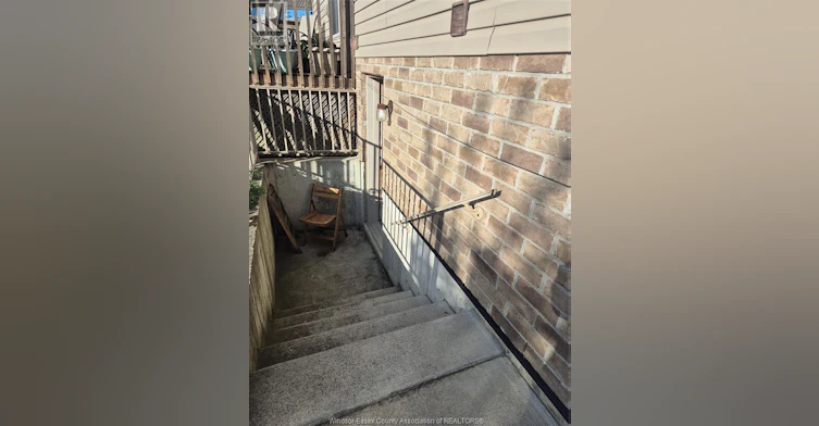 LOWER-4783 Periwinkle, Windsor, ON, N9G 3G8 - 15