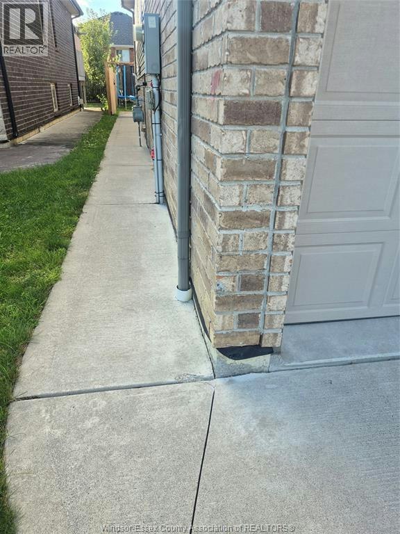 LOWER-4783 Periwinkle, Windsor, ON, N9G 3G8 - 17