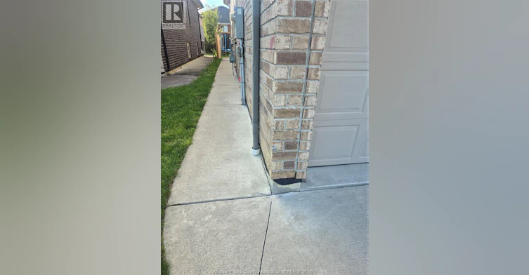 LOWER-4783 Periwinkle, Windsor, ON, N9G 3G8 - 17