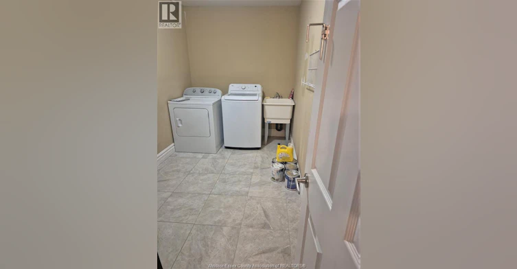 LOWER-4783 Periwinkle, Windsor, ON, N9G 3G8 - 14