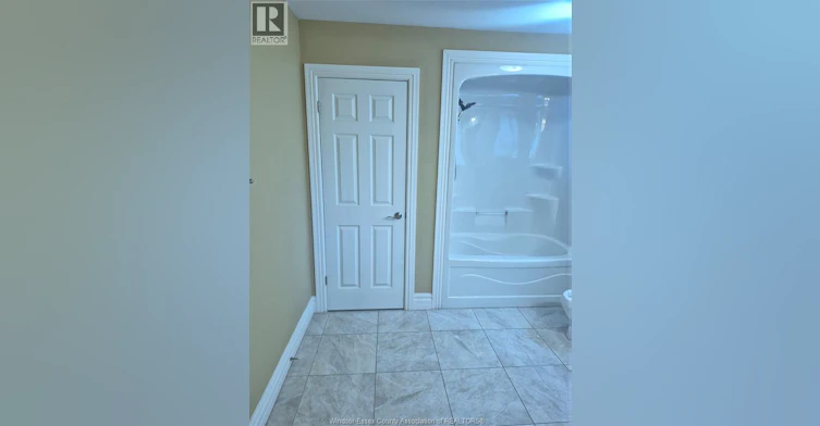 LOWER-4783 Periwinkle, Windsor, ON, N9G 3G8 - 12