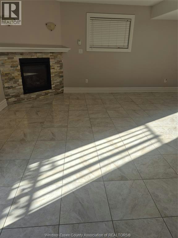 LOWER-4783 Periwinkle, Windsor, ON, N9G 3G8 - 3
