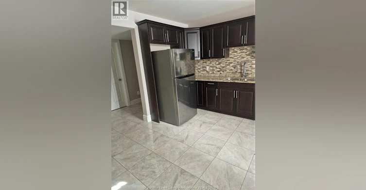 LOWER-4783 Periwinkle, Windsor, ON, N9G 3G8 - 6