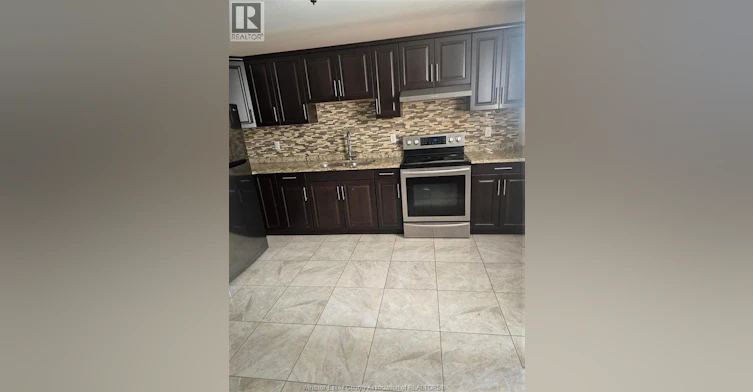 LOWER-4783 Periwinkle, Windsor, ON, N9G 3G8 - 5