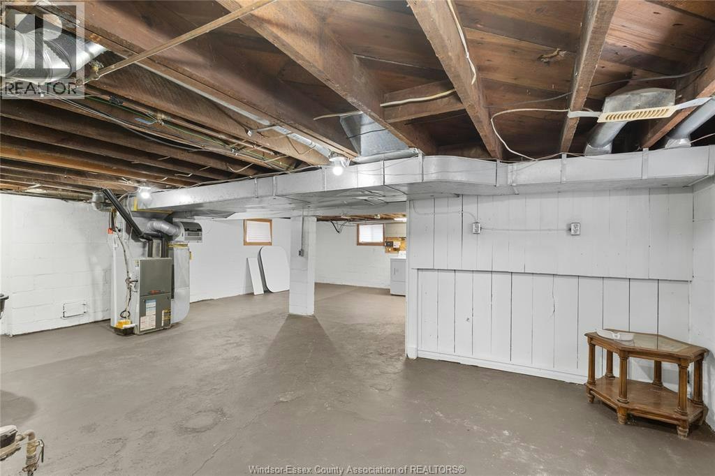 192 Shepherd Street East, Windsor, ON, N9X 2K3 - 18