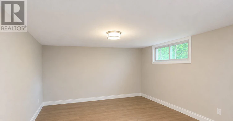 B-624 Stewart Street, Peterborough, ON, K9H 4C3 - 2