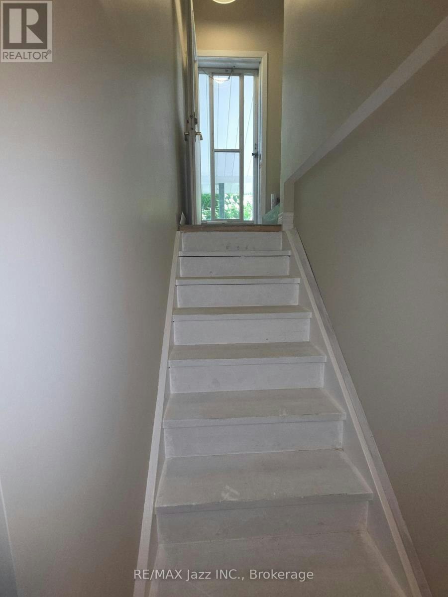 B-624 Stewart Street, Peterborough, ON, K9H 4C3 - 12