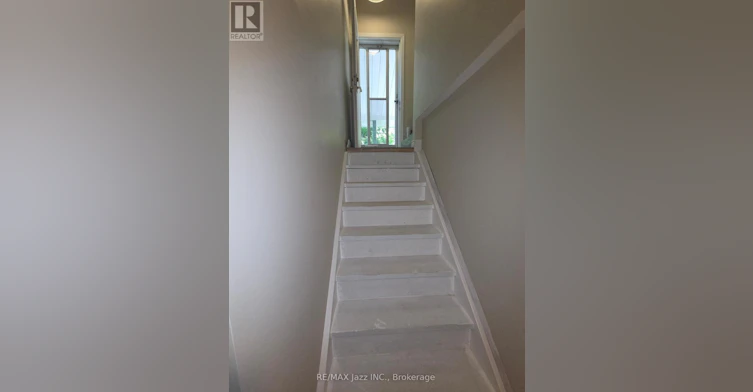 B-624 Stewart Street, Peterborough, ON, K9H 4C3 - 12