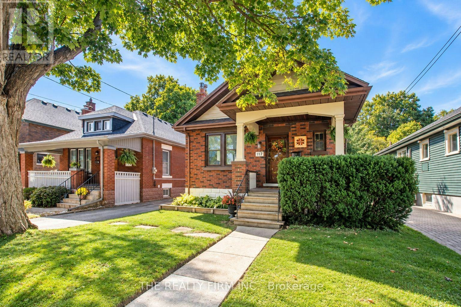 117 Thornton Avenue, London, ON, N5Y 2Y6