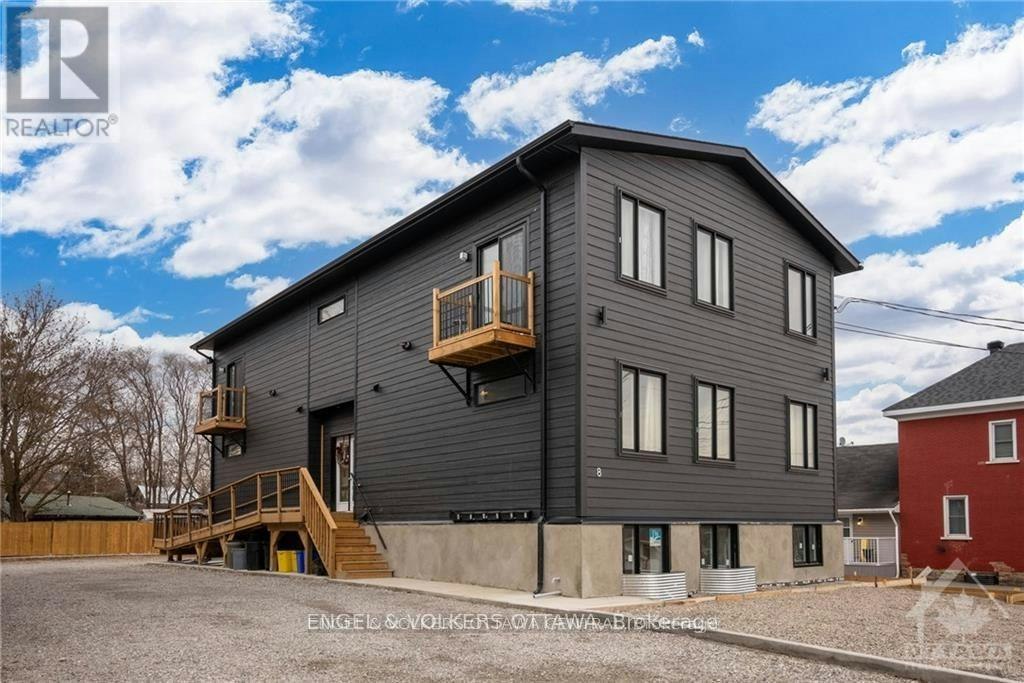 3-8 Philip Street, Smiths Falls, ON, K7A 3L6