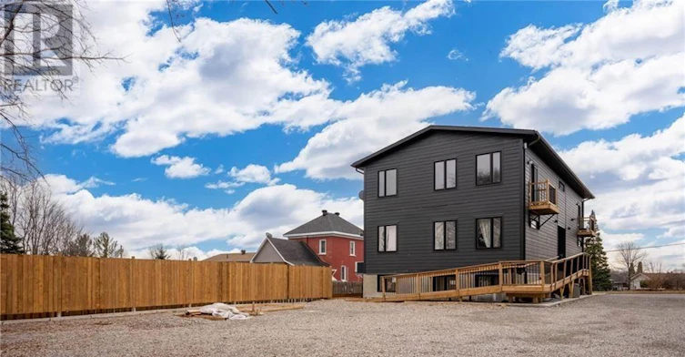3-8 Philip Street, Smiths Falls, ON, K7A 3L6 - 12