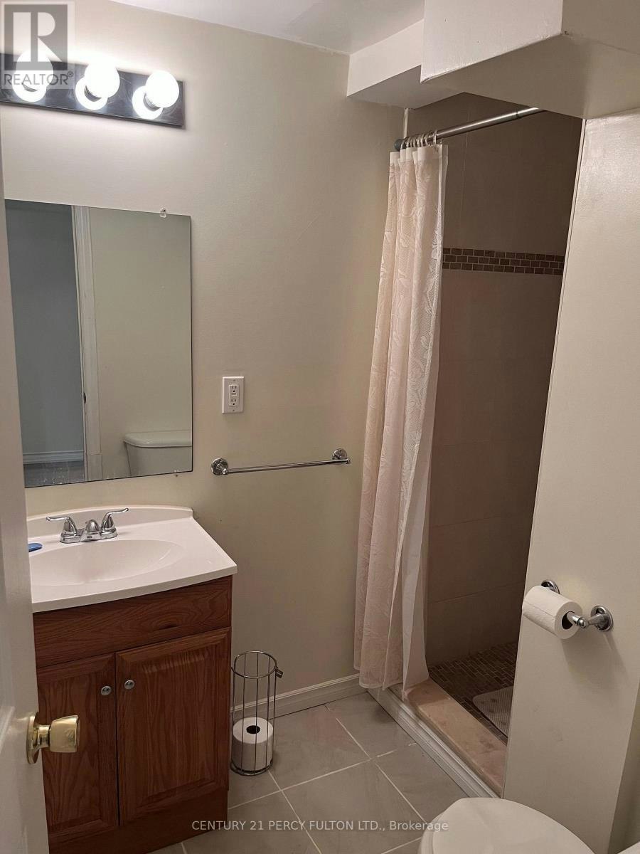 41 Pachino Boulevard, Toronto, ON, M1R 4J6 - 10