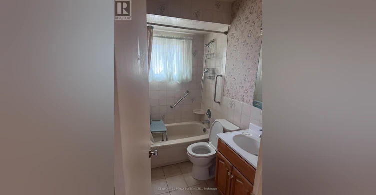 41 Pachino Boulevard, Toronto, ON, M1R 4J6 - 7