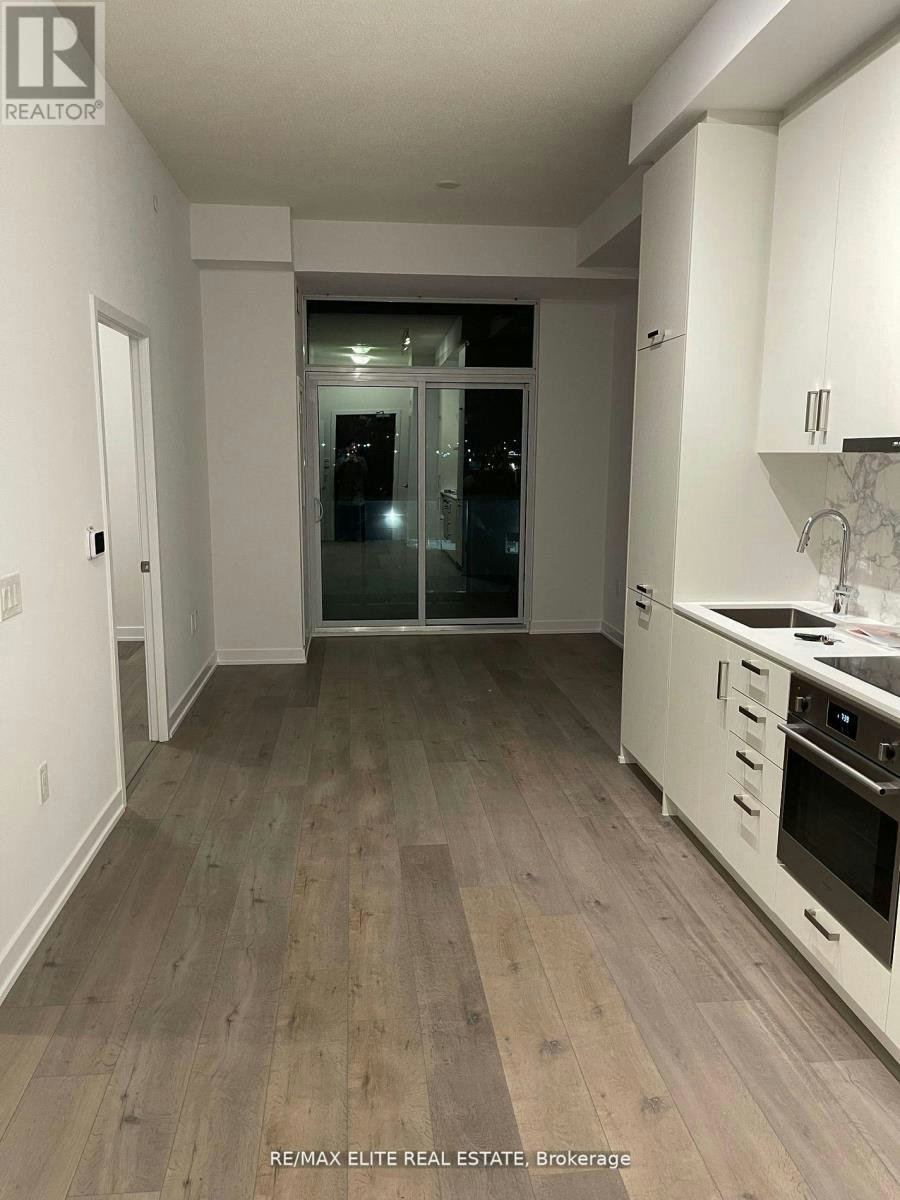510-60 Honeycrisp Crescent, Vaughan, ON, L4K 0N5 - 4