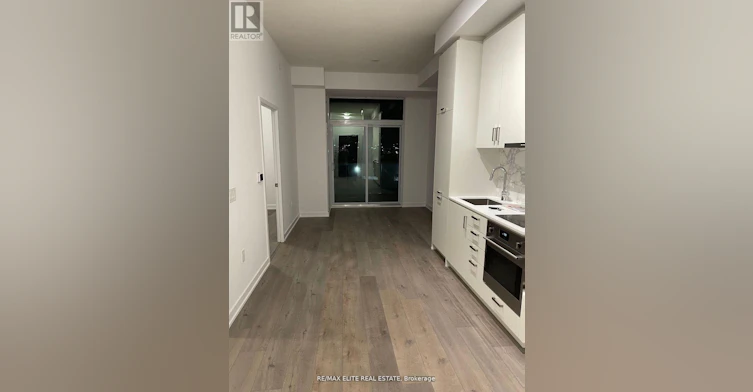 510-60 Honeycrisp Crescent, Vaughan, ON, L4K 0N5 - 4
