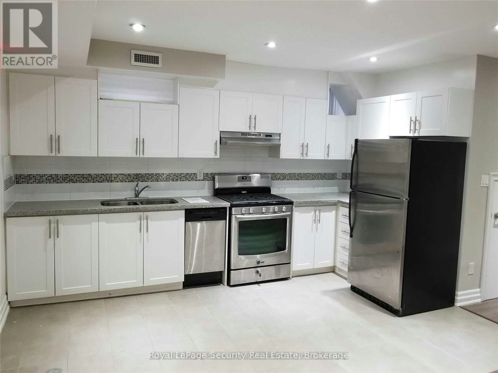 BASEMENT-48 Station Road, Toronto, ON, M8V 2P9 - 9