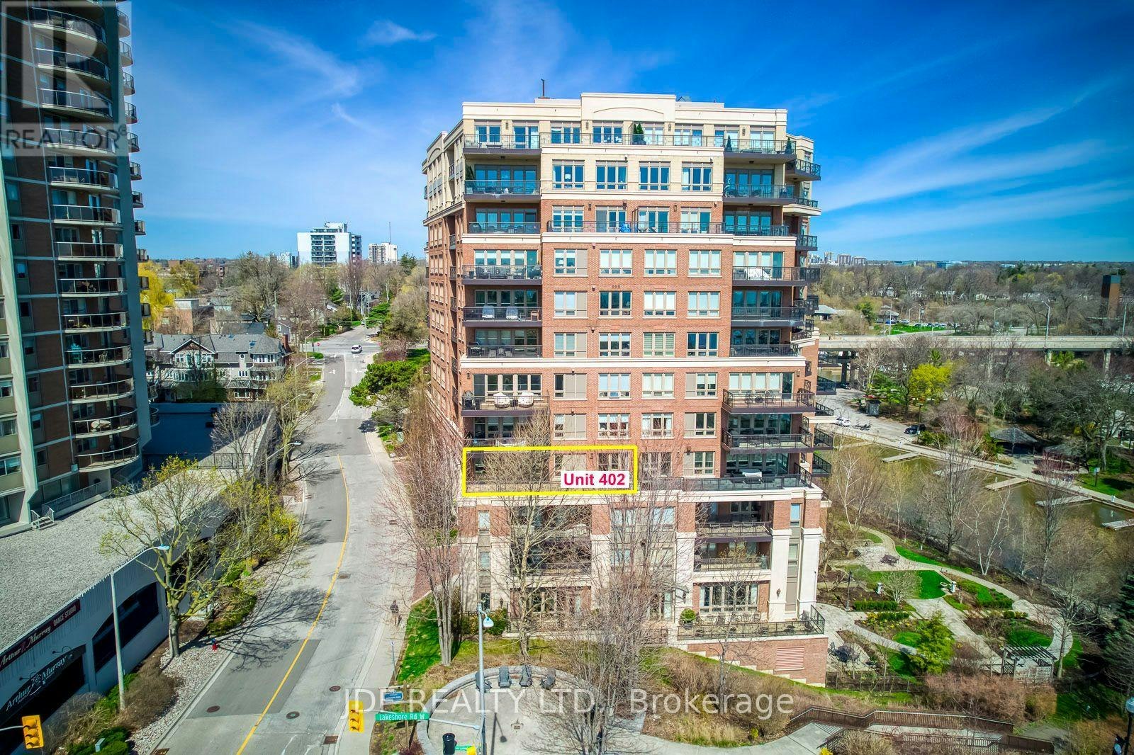 402-111 Forsythe Street, Oakville, ON, L6K 3J9