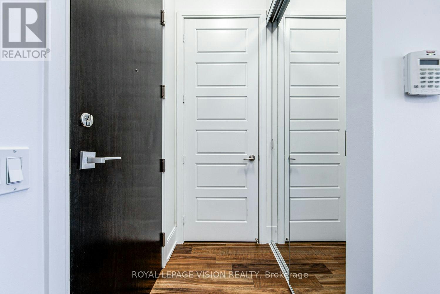 PH5-15 Viking Lane, Toronto, ON, M9B 0A3 - 10