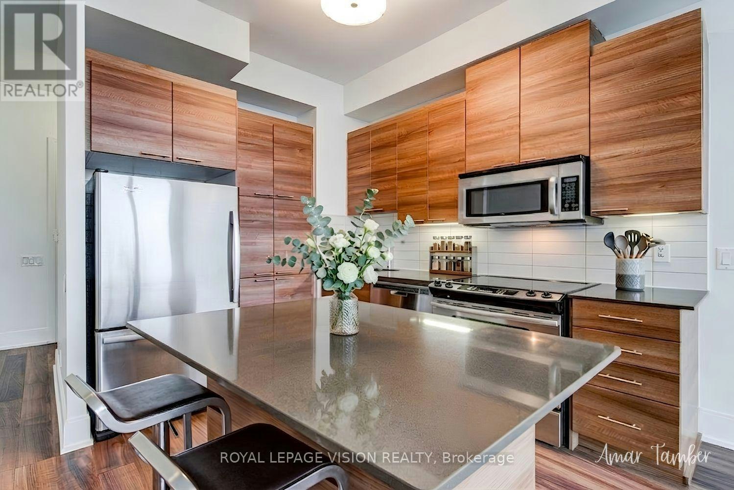PH5-15 Viking Lane, Toronto, ON, M9B 0A3