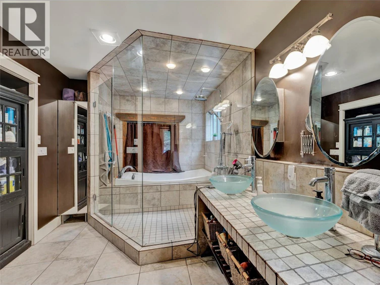 12300 E E 33 Highway Highway, Kelowna, BC, V1P 1K4 - 53