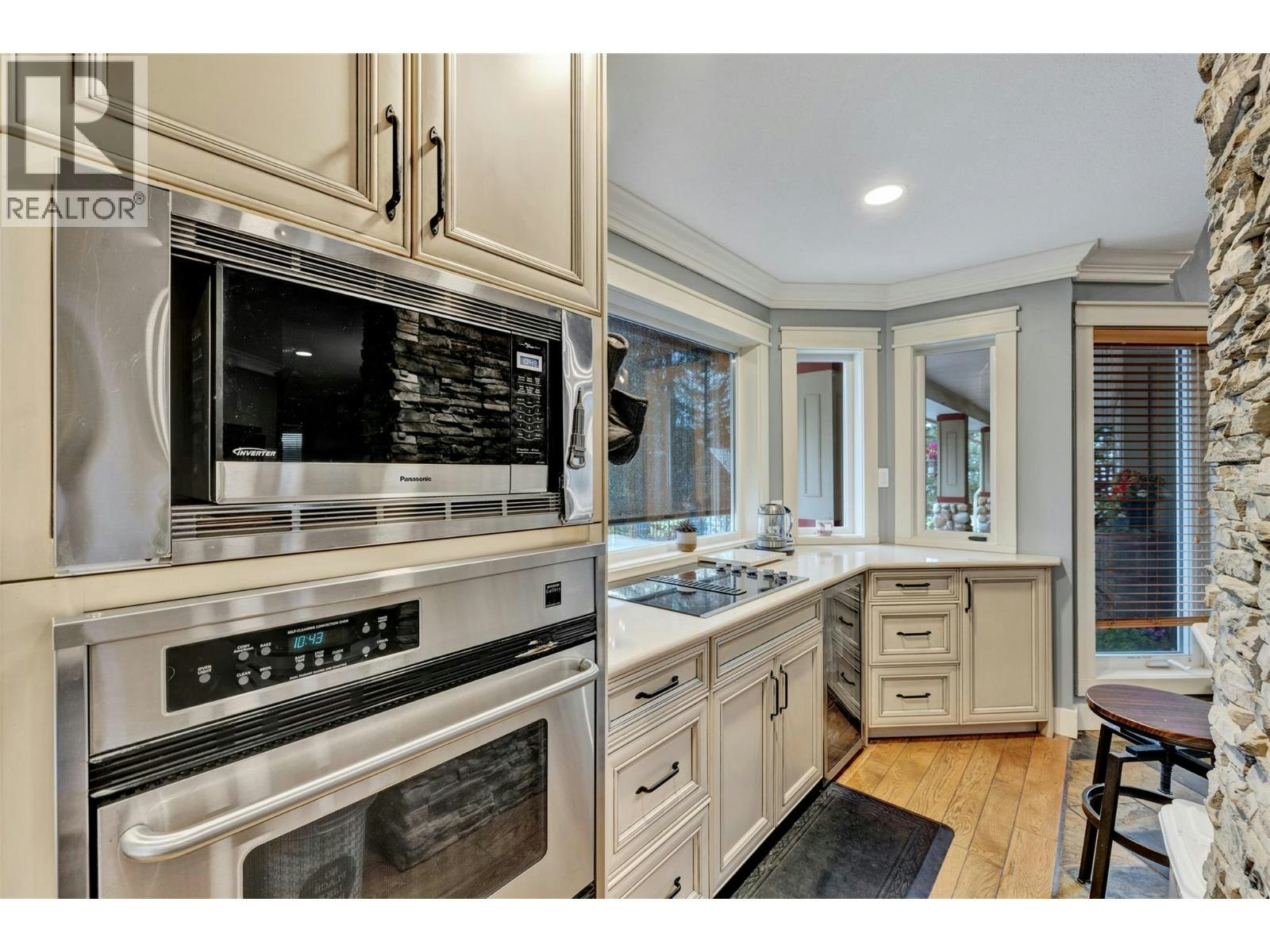 12300 E E 33 Highway Highway, Kelowna, BC, V1P 1K4 - 11
