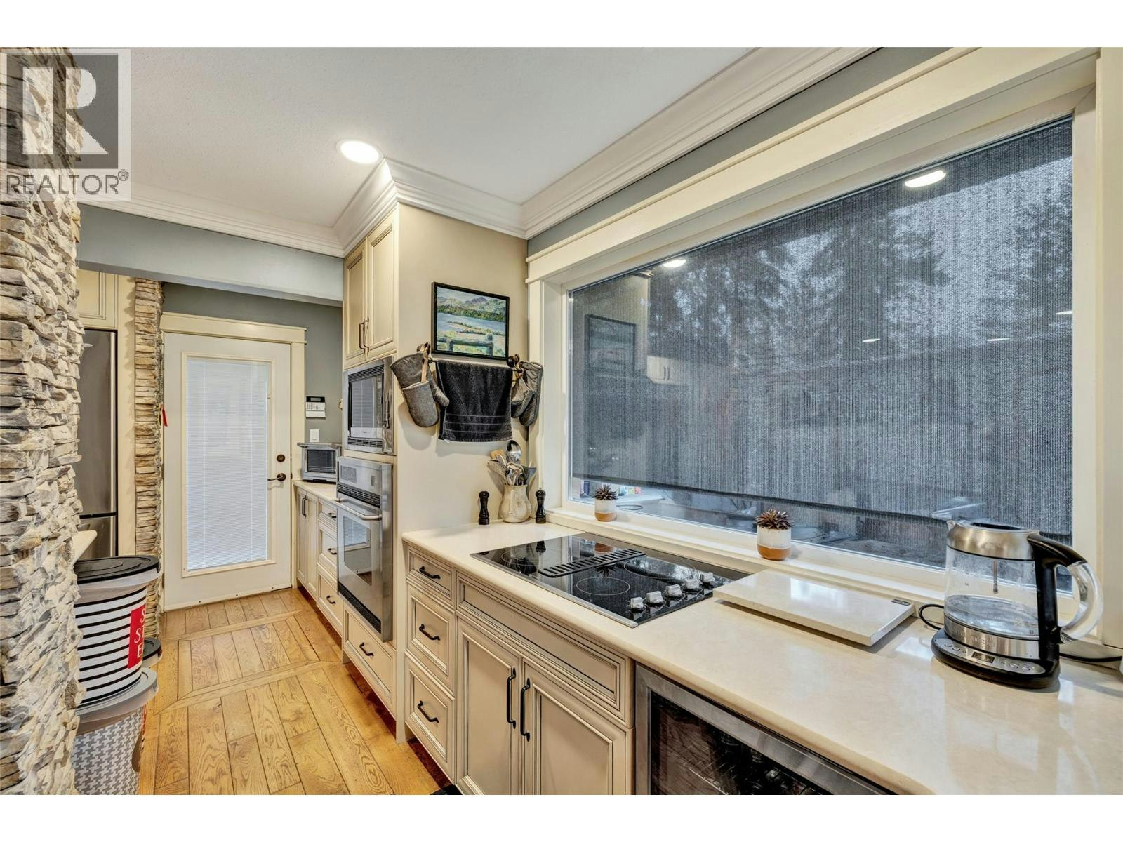 12300 E E 33 Highway Highway, Kelowna, BC, V1P 1K4 - 9