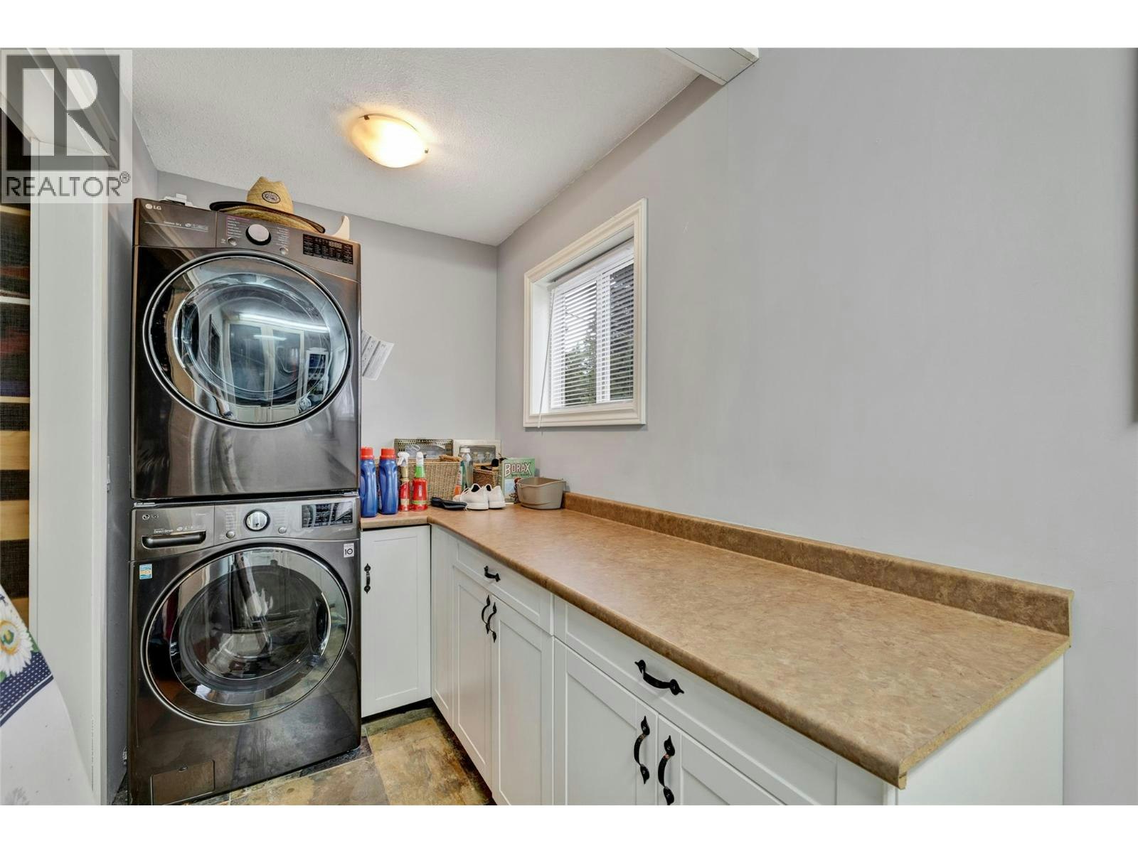 12300 E E 33 Highway Highway, Kelowna, BC, V1P 1K4 - 43