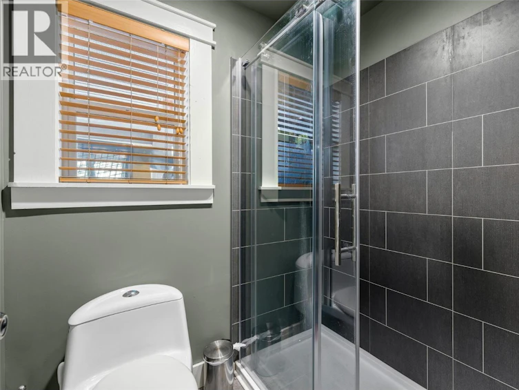 12300 E E 33 Highway Highway, Kelowna, BC, V1P 1K4 - 25