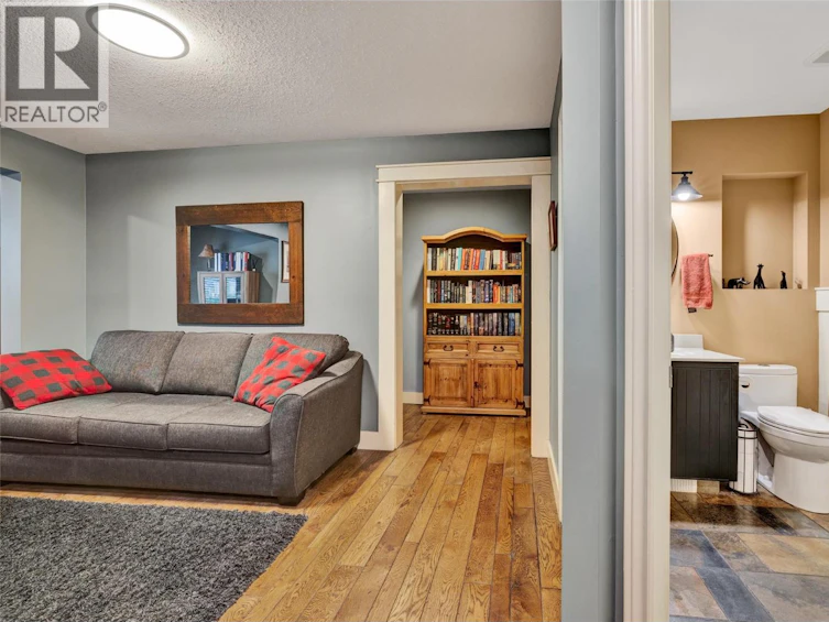 12300 E E 33 Highway Highway, Kelowna, BC, V1P 1K4 - 40