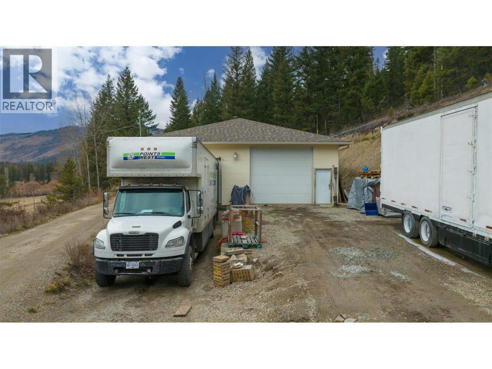 12300 E E 33 Highway Highway, Kelowna, BC, V1P 1K4 - 68