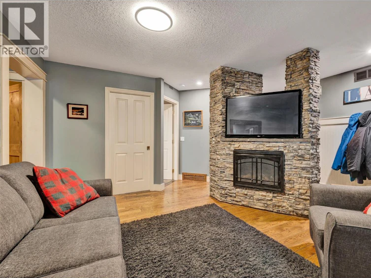 12300 E E 33 Highway Highway, Kelowna, BC, V1P 1K4 - 38