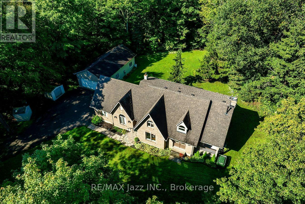 20 Timberlane Court, Clarington, ON, L1E 2H1