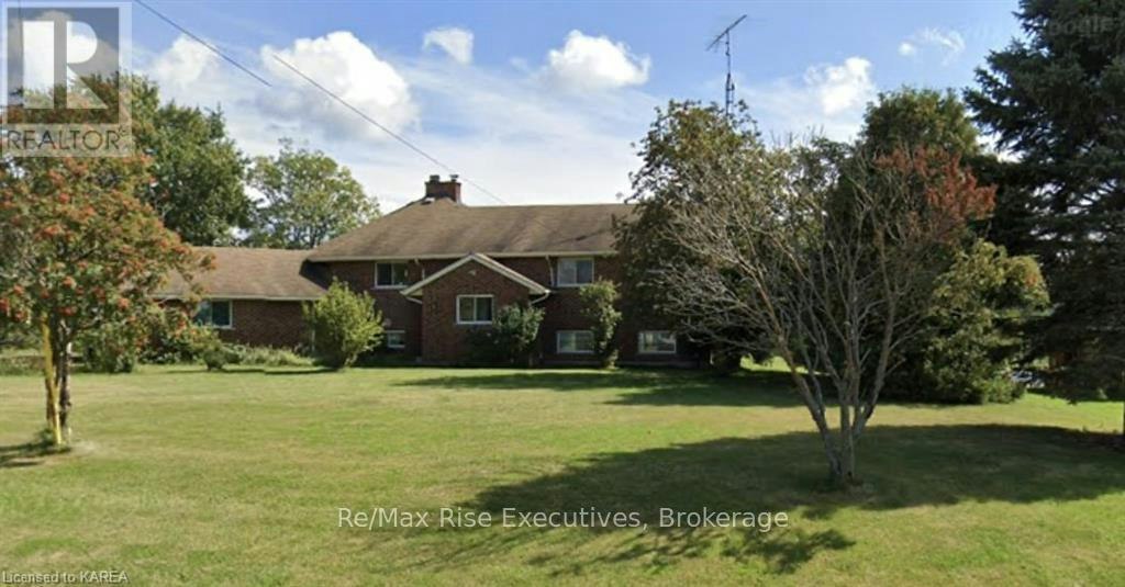 9358 County 2 Road, Greater Napanee, ON, K7R 3L1
