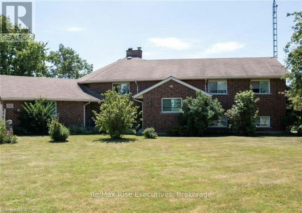 9358 County 2 Road, Greater Napanee, ON, K7R 3L1 - 2