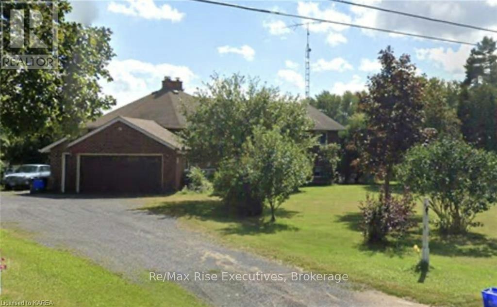 9358 County 2 Road, Greater Napanee, ON, K7R 3L1 - 3