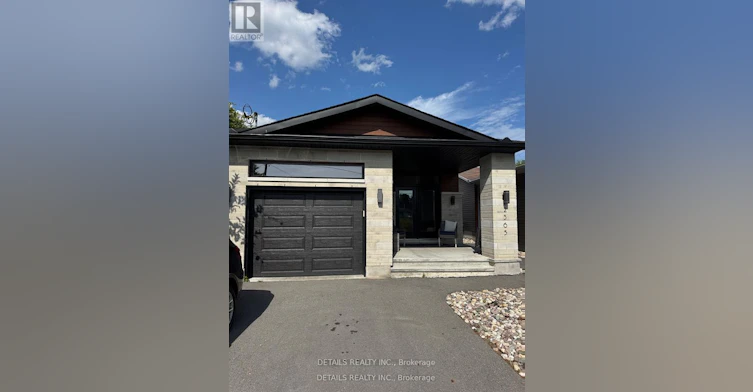 A Upper Unit 2565a Page Road, Ottawa, ON, K1W 1E5