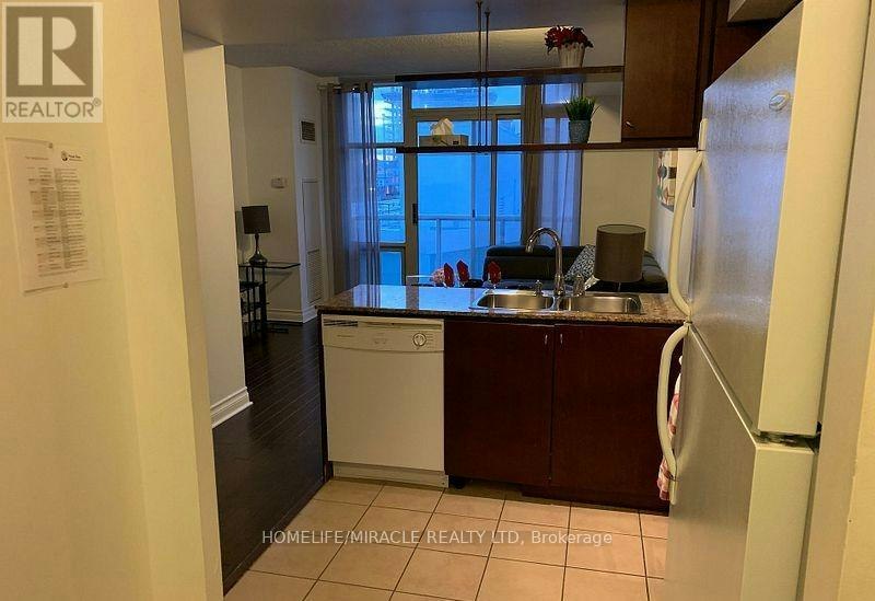 1105-35 Mariner Terrace, Toronto, ON, M5V 3V9 - 2
