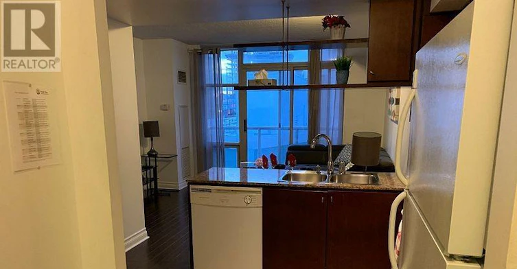 1105-35 Mariner Terrace, Toronto, ON, M5V 3V9 - 2