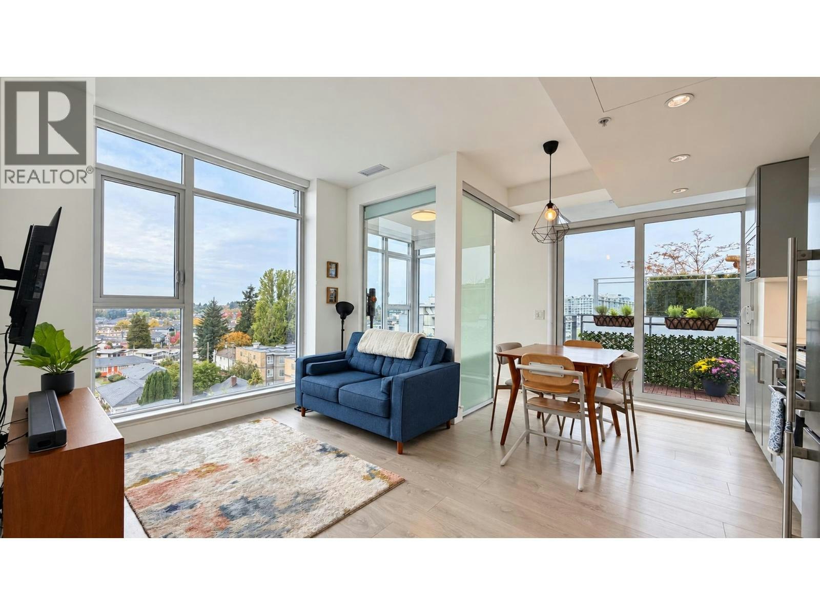 706-2435 Kingsway, Vancouver, BC, V5R 5G8
