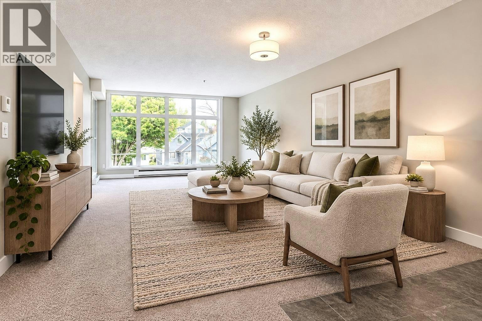300-2533 Penticton Street, Vancouver, BC, V5M 4T8