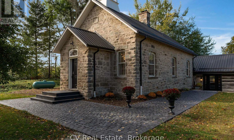 1174 10 Nottawasaga Concession Road N
