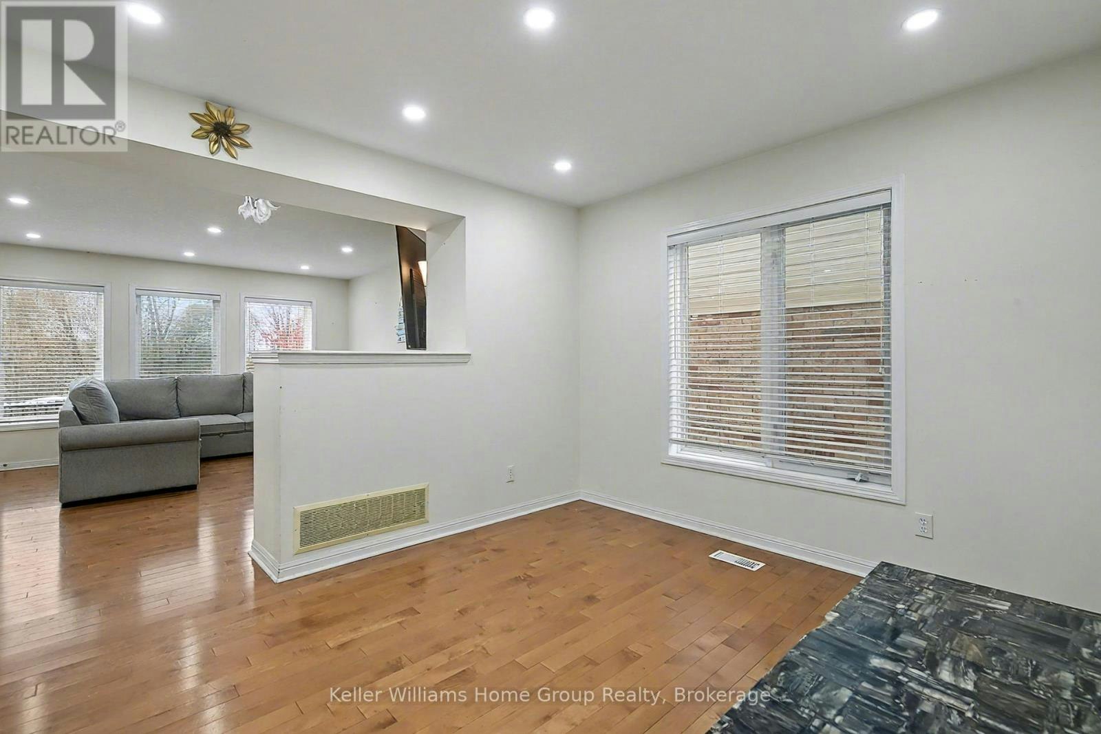 24 Baintree Way, Cambridge, ON, N1T 2H3 - 7