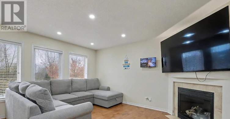 24 Baintree Way, Cambridge, ON, N1T 2H3 - 10