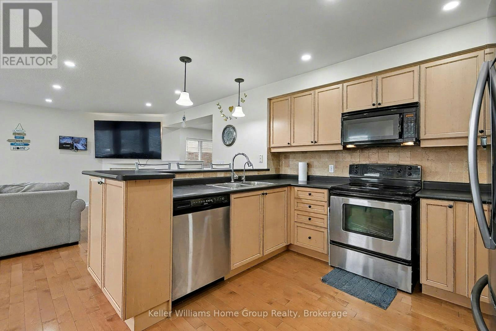 24 Baintree Way, Cambridge, ON, N1T 2H3 - 16