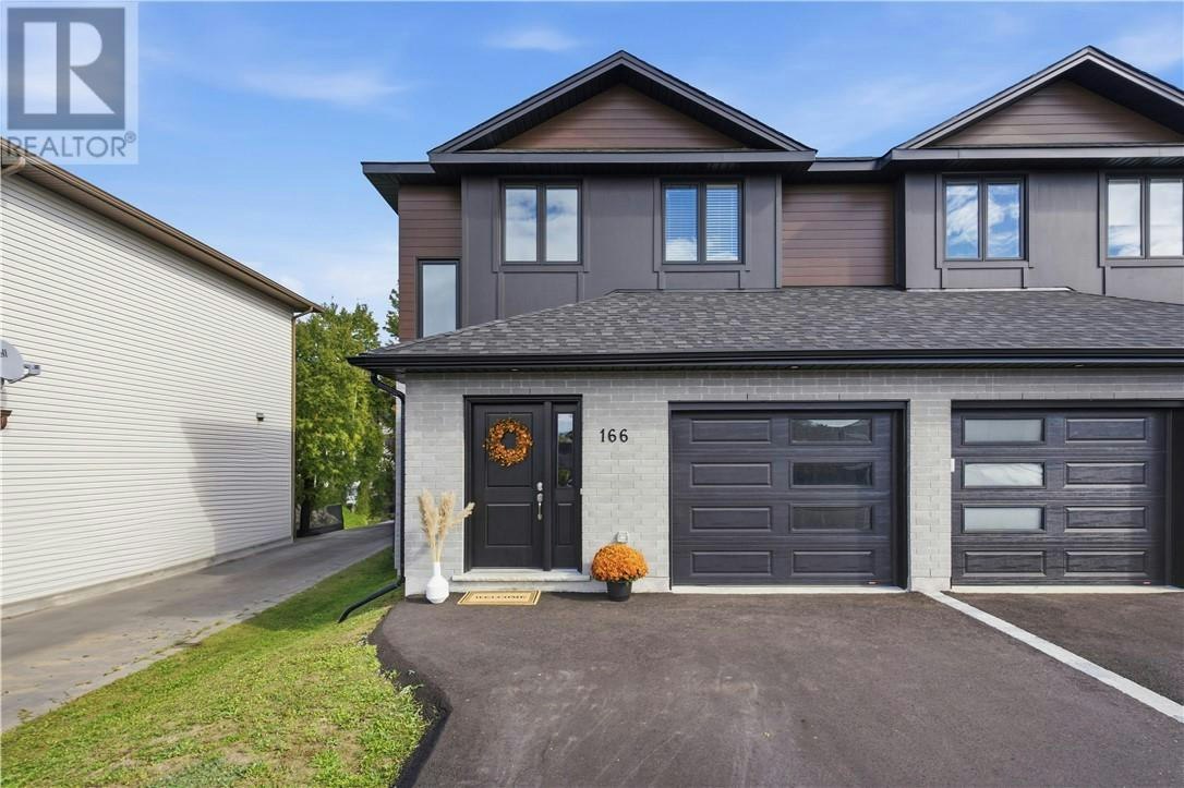 166 Eclipse Crescent, Greater Sudbury, ON, P3B 0E6