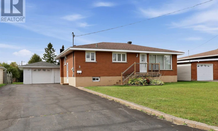 3 Dawson Avenue