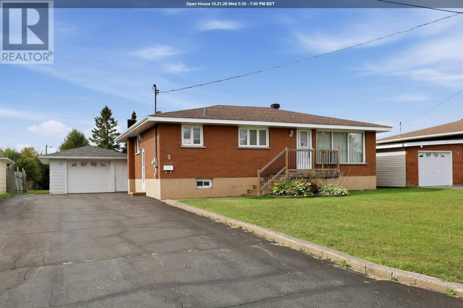 3 Dawson Avenue, Sault Ste. Marie, ON, P6C 4B2