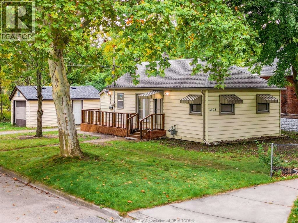 3605 Bloomfield, Windsor, ON, N9C 1S1