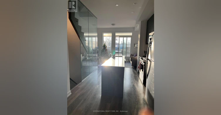 48 Perth Avenue, Toronto, ON, M6R 0A8 - 3